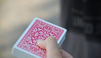 Kumar ve Bahis Seni Nasıl Duygusal Olarak Mahvediyor?